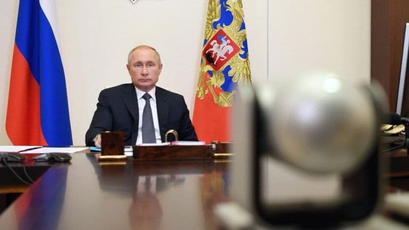 Putin anuncia registro de una segunda vacuna