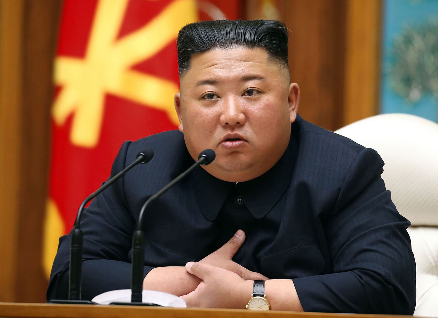 Kim Jong-Un acepta que atraviesa penurias económicas