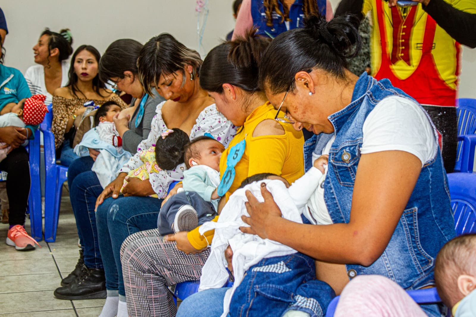 Fomentan lactancia materna con concurso de bebé mamoncito