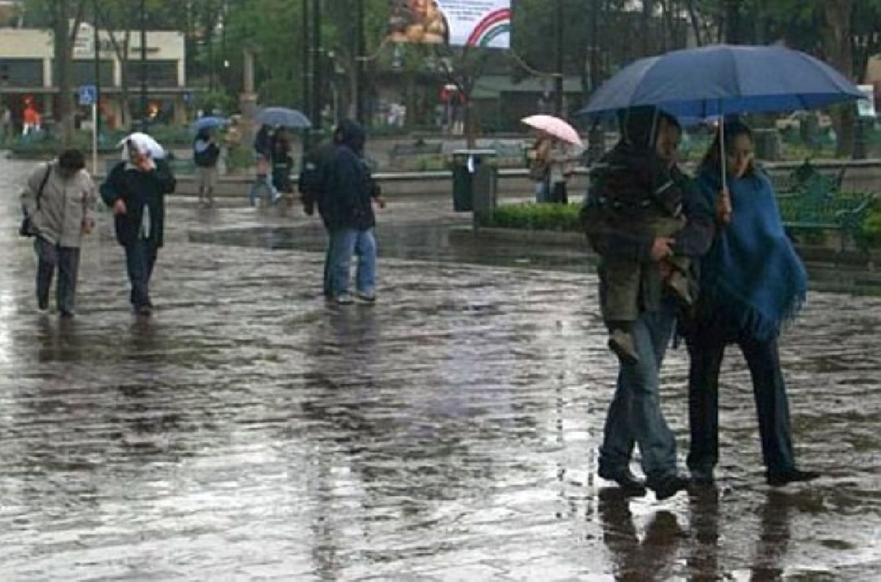 Continuarán las lluvias fuertes en 101 provincias de la sierra