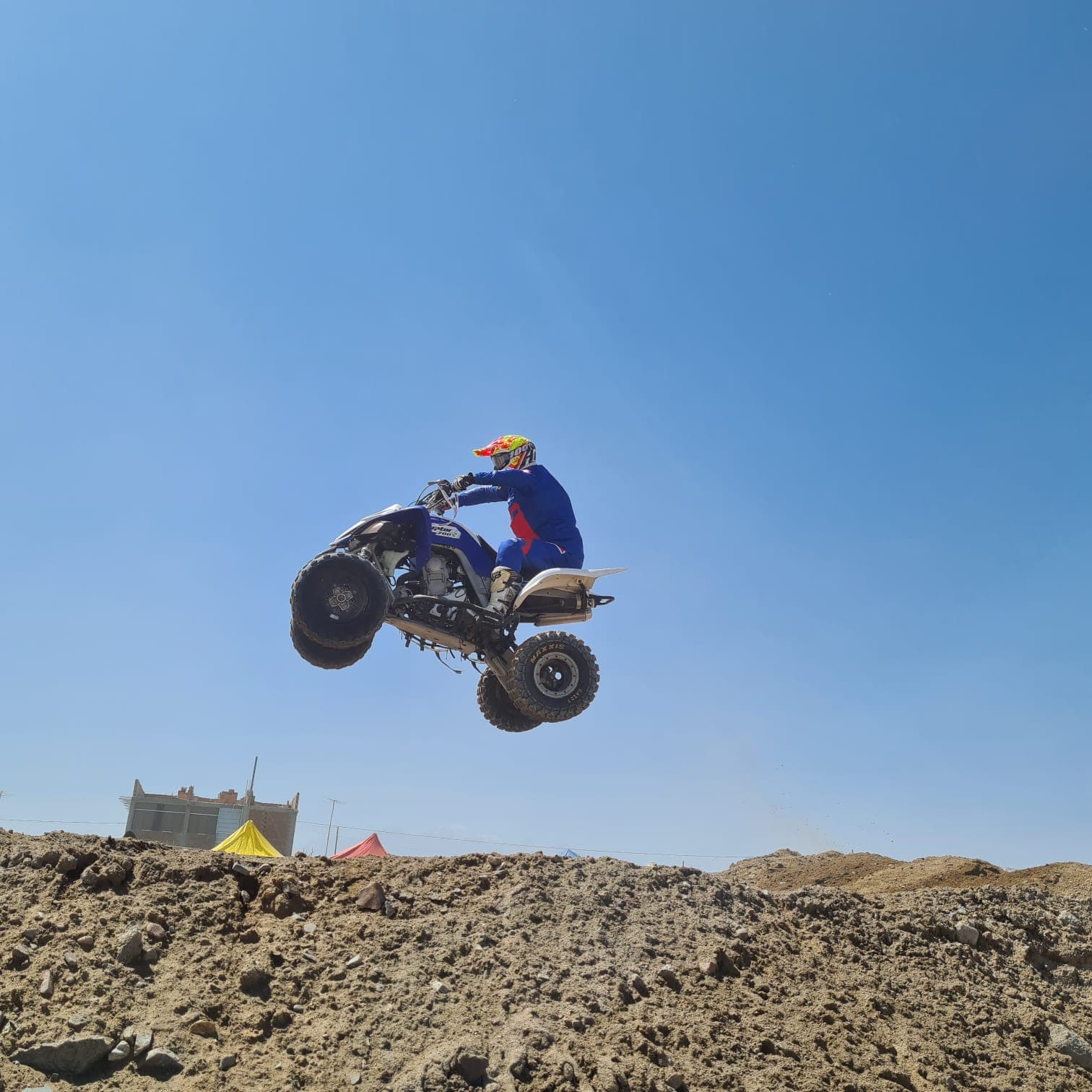 Salinas: "Es una bendición poder volar en motocross"