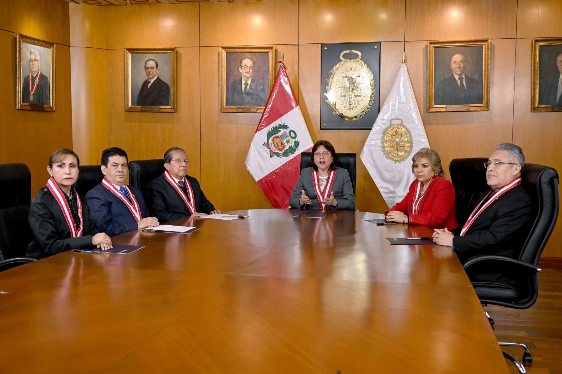 Fiscalía alerta déficit y recorte en su presupuesto para peritajes