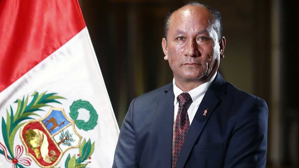 Ex ministro Silva no se habría fugado del país
