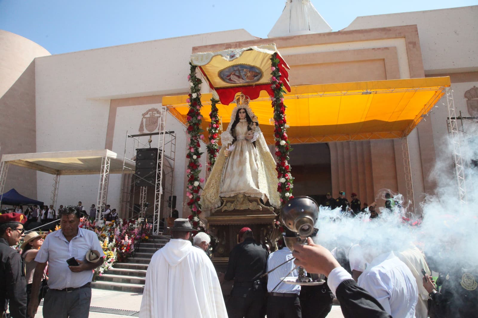Presentan programa oficial de la celebración a la Virgen de Chapi
