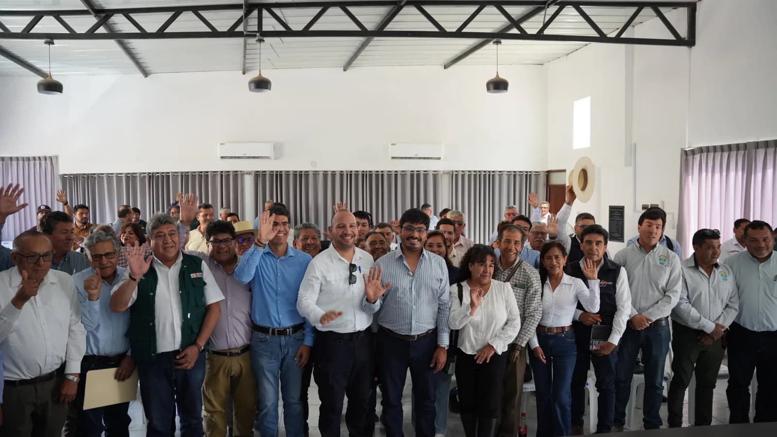 Diputado Christian Aranda aborda Majes Siguas, salud y educación en Arequipa
