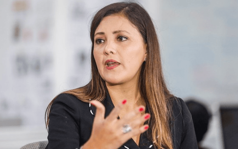 Yamila expresa buenos deseos a nueva vicegobernadora