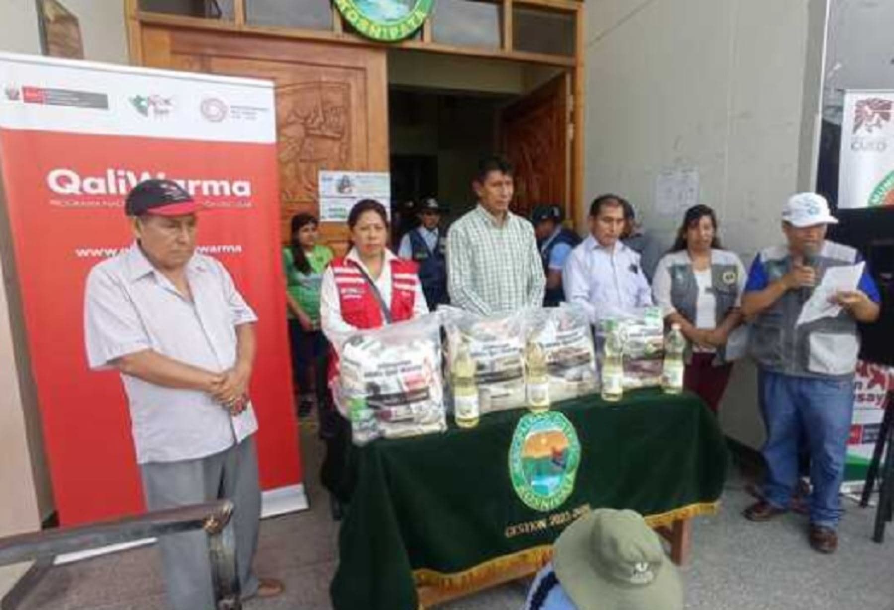 Entregan más de 37 toneladas de víveres a municipio de Kosñipata