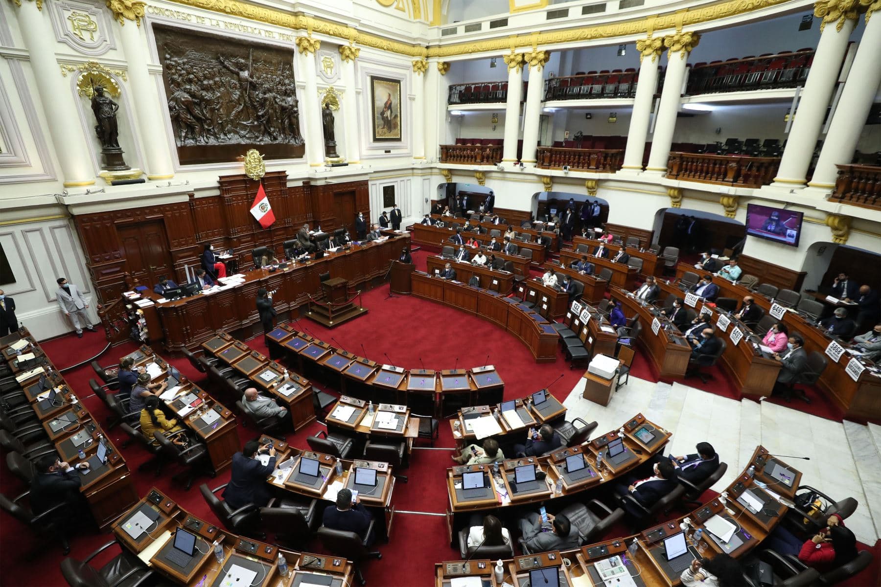 Bancadas inician diálogo por la Presidencia del Congreso