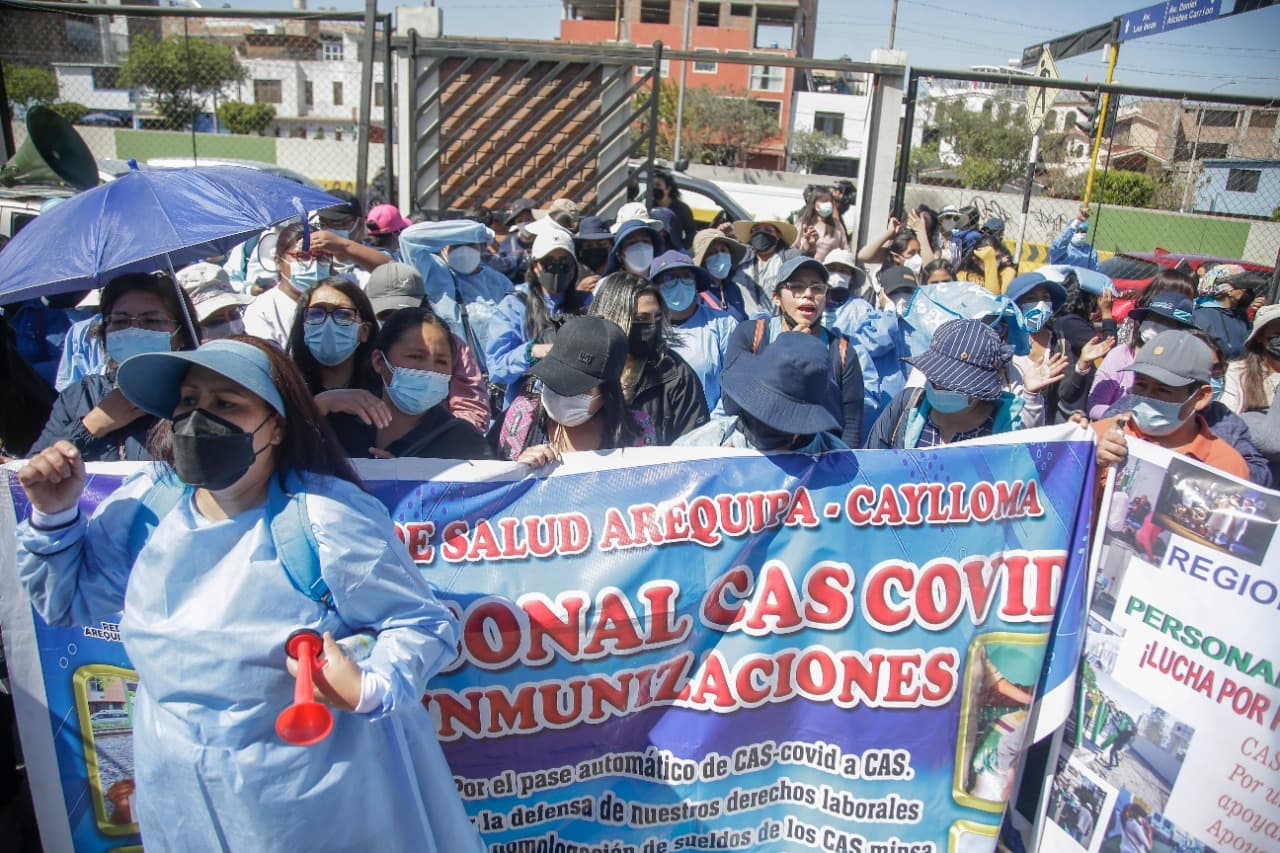 Trabajadores CAS COVID con nuevo contrato en Salud