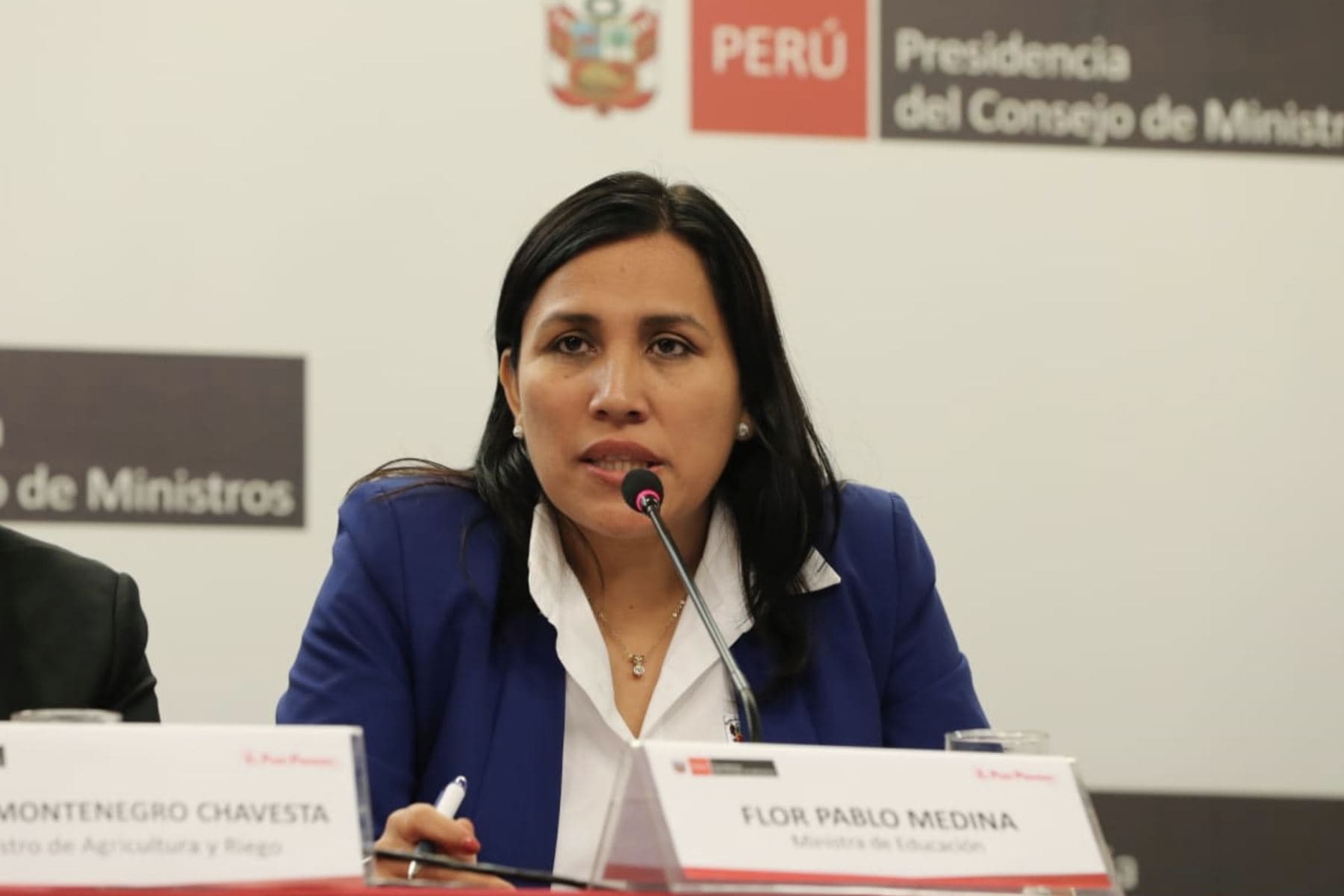 Flor Pablo Medina renunció al Partido Morado
