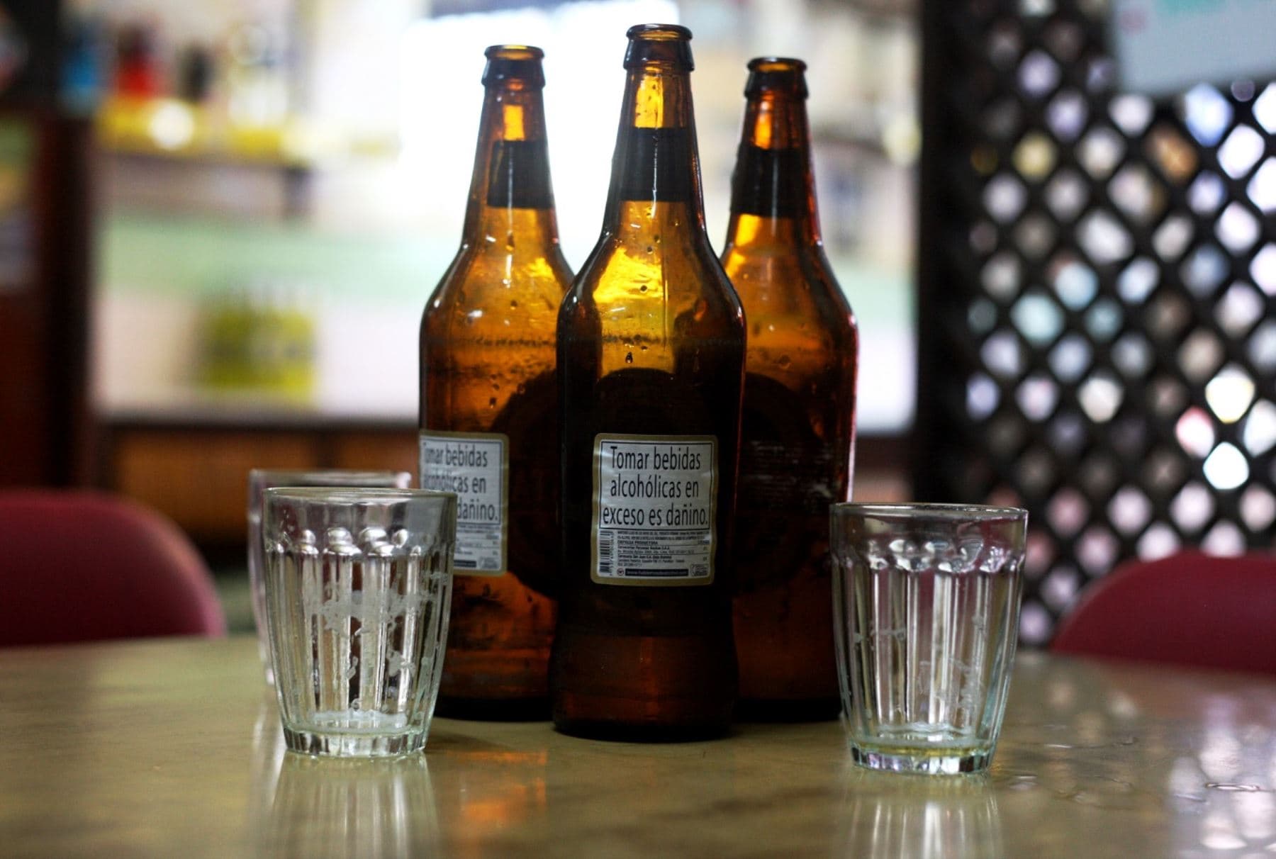 Actualizan montos fijos de cigarrillos y bebidas alcohólicas