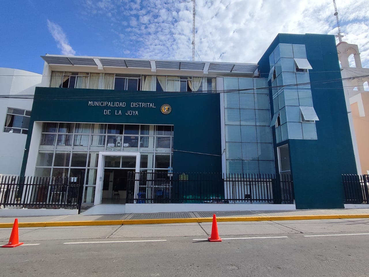 Luna y exfuncionarios causaron pérdida de S/268 mil en La Joya