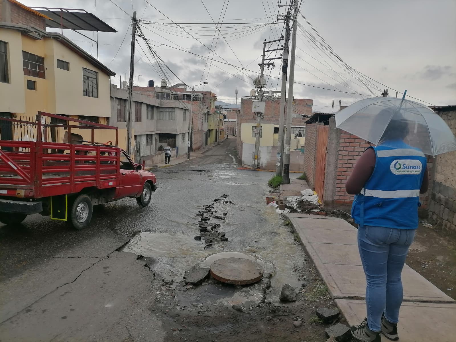 Lluvias generan más de 400 colapsos de desagüe en Arequipa