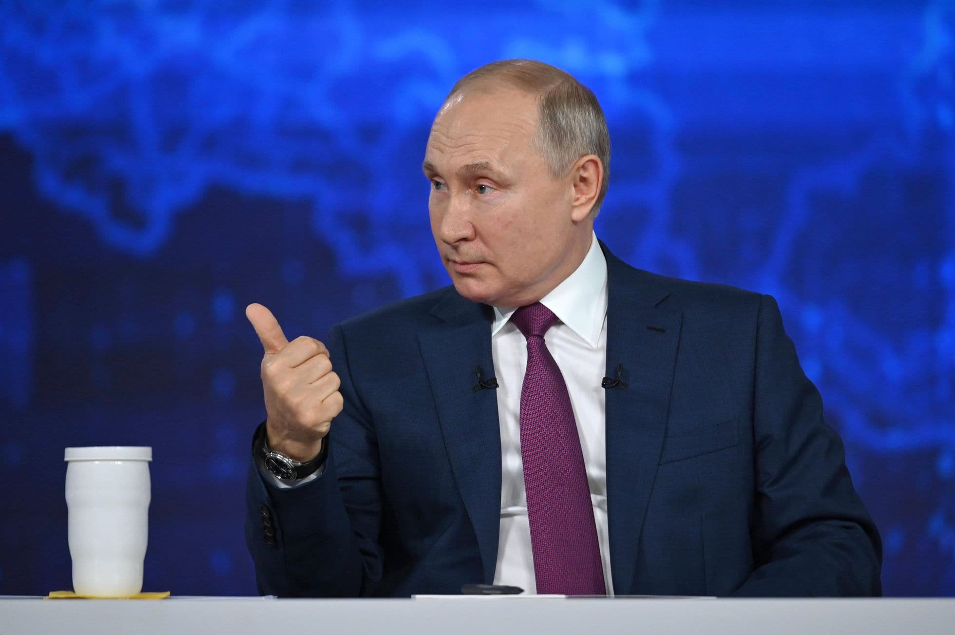 Vladimir Putin asegura que se puso la Sputnik V