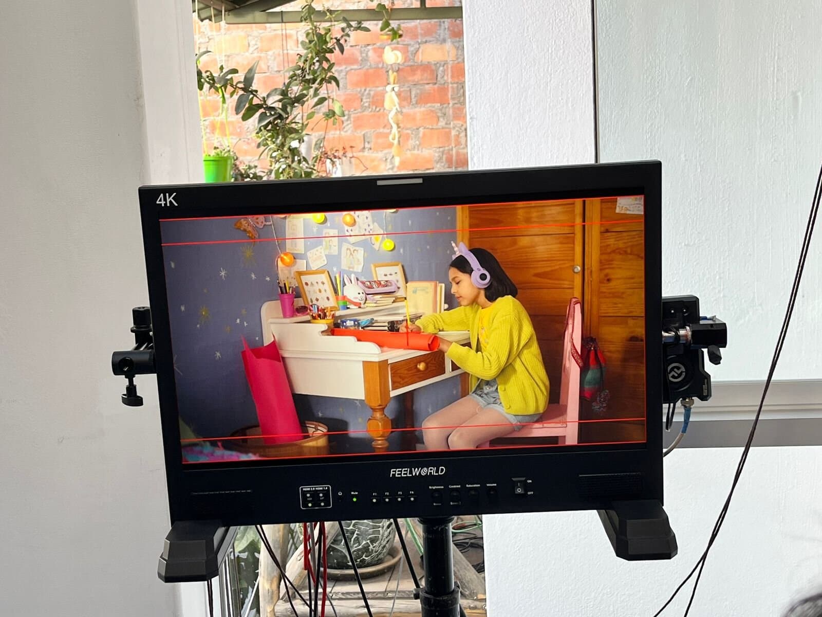Almudena y su paso de las redes sociales a la televisión y cine