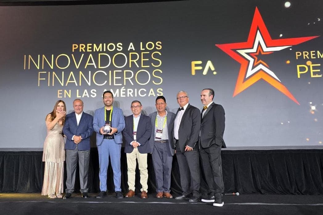 Caja Arequipa gana Premio Platino por su innovador aplicativo P51